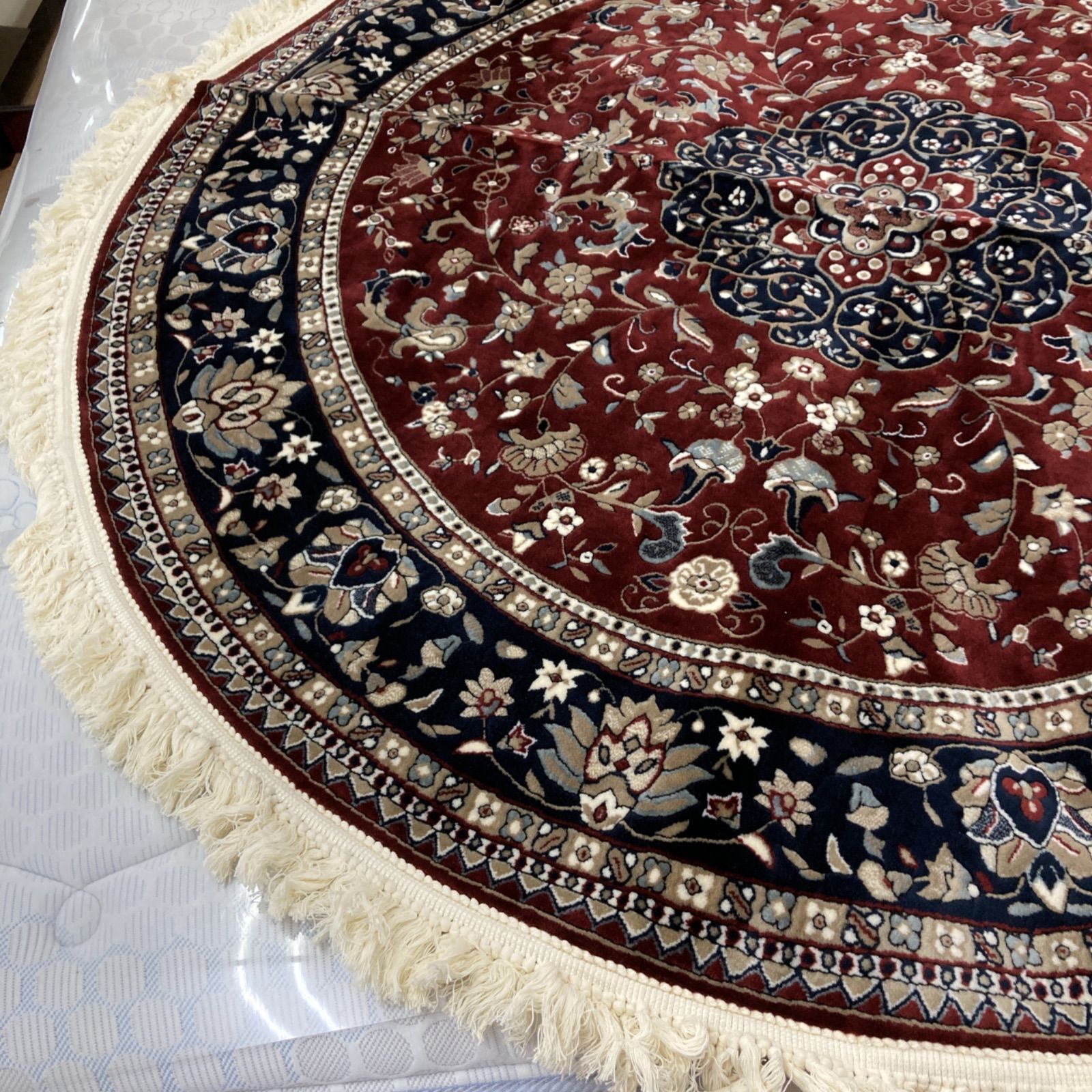 絨毯 じゅうたん