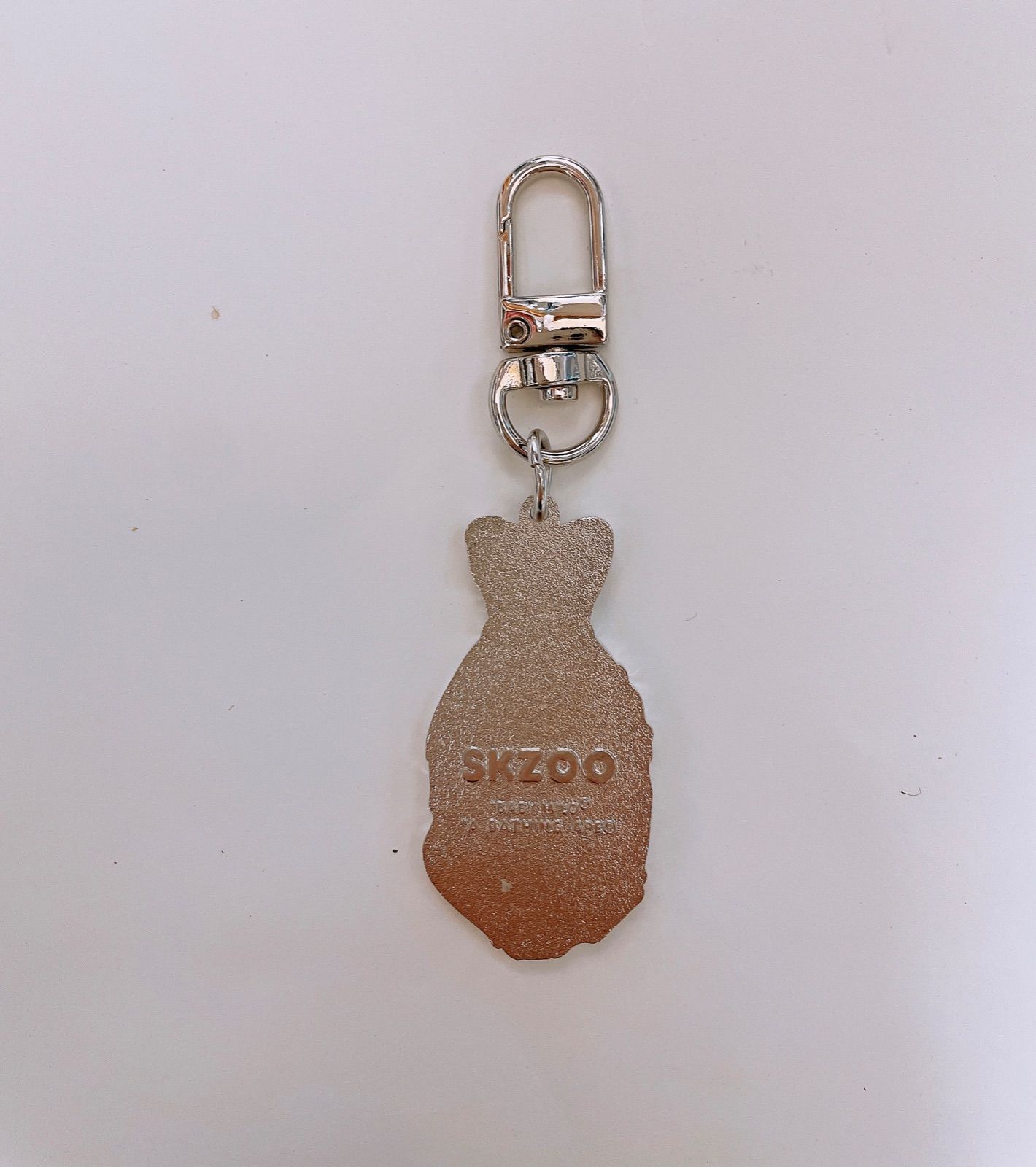 アイドル BAPE X STRAY KIDS FOXI.NY KEY RING BAPE X STRAY KIDS FOXI.NY KEY RING - メルカリ