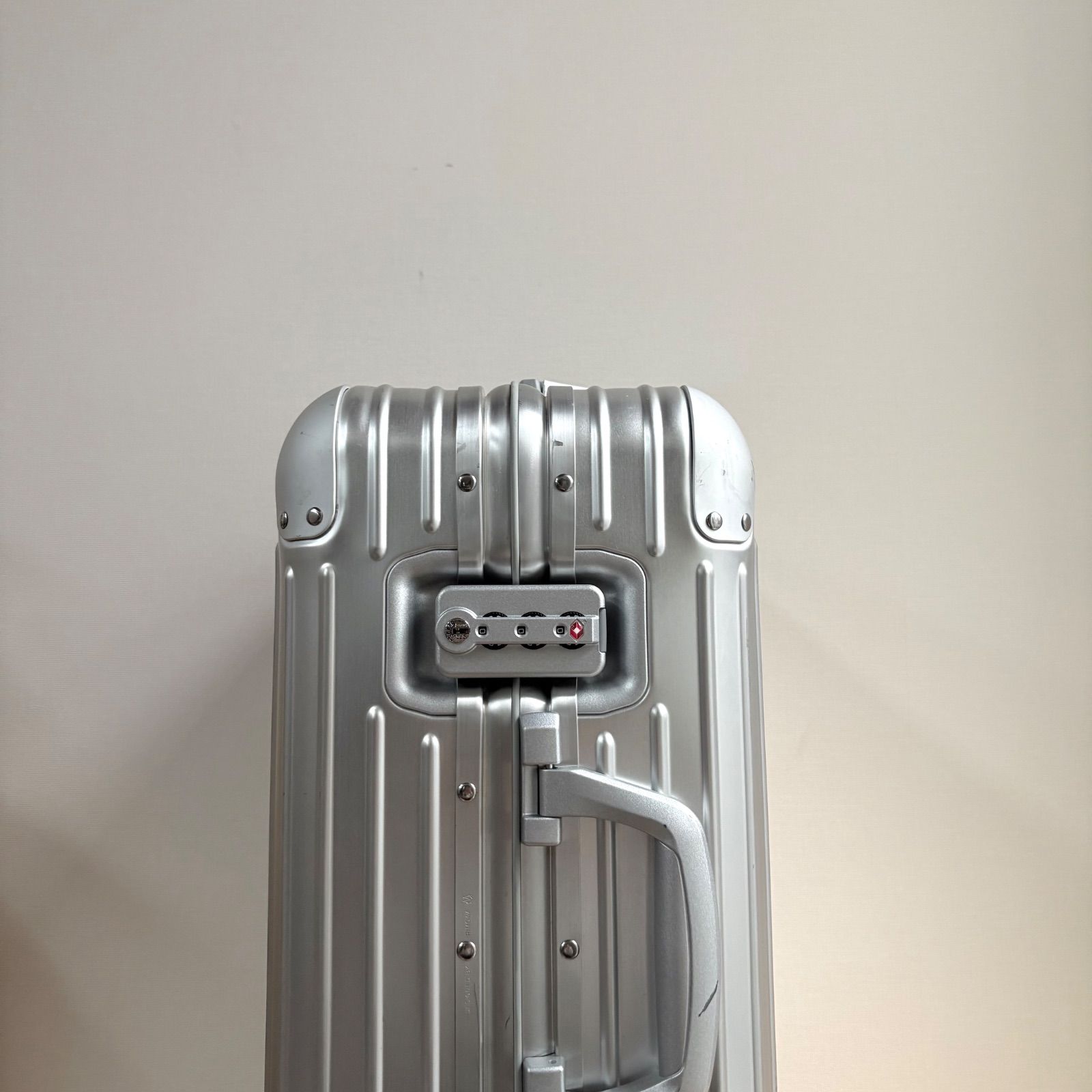 保証付き RIMOWA ORIGINAL CABIN 35L リモワ オリジナル キャビン キャリーケース WWW_KARIMZIABAT_FR