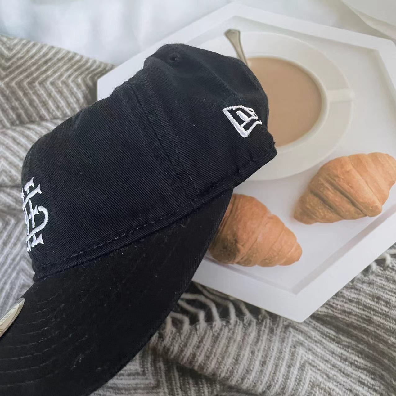 SEE SEE × NEW ERA 920 キャップ - メルカリ