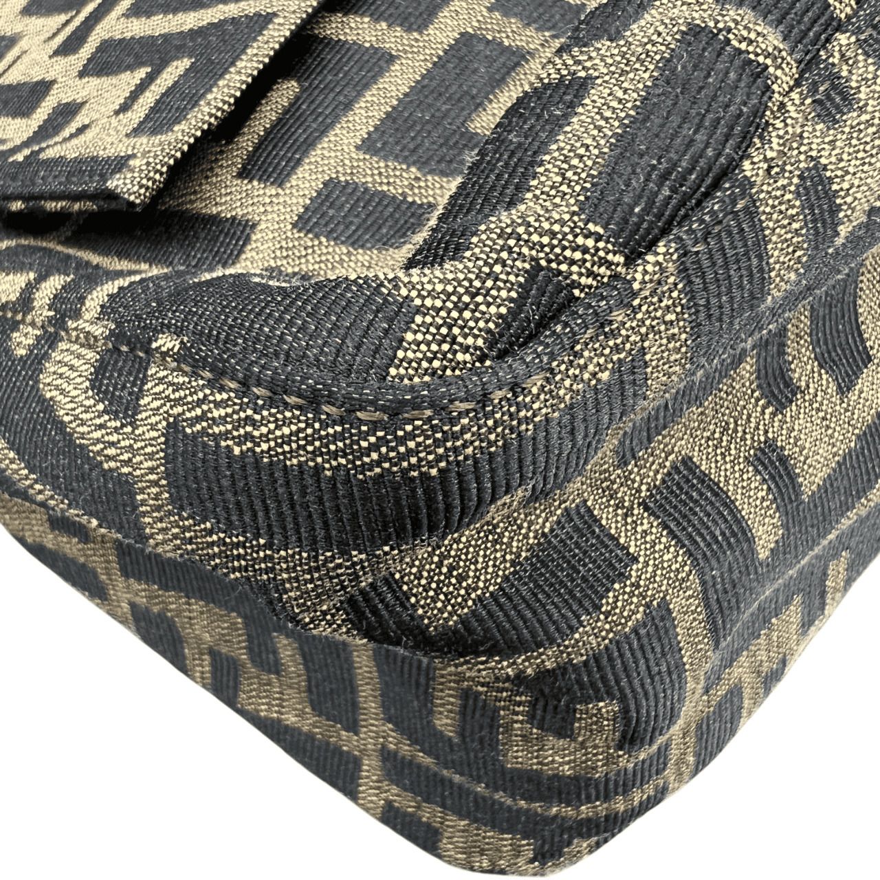 FENDI フェンディ マンマバケット ズッカ ショルダーバッグ 26325 FF