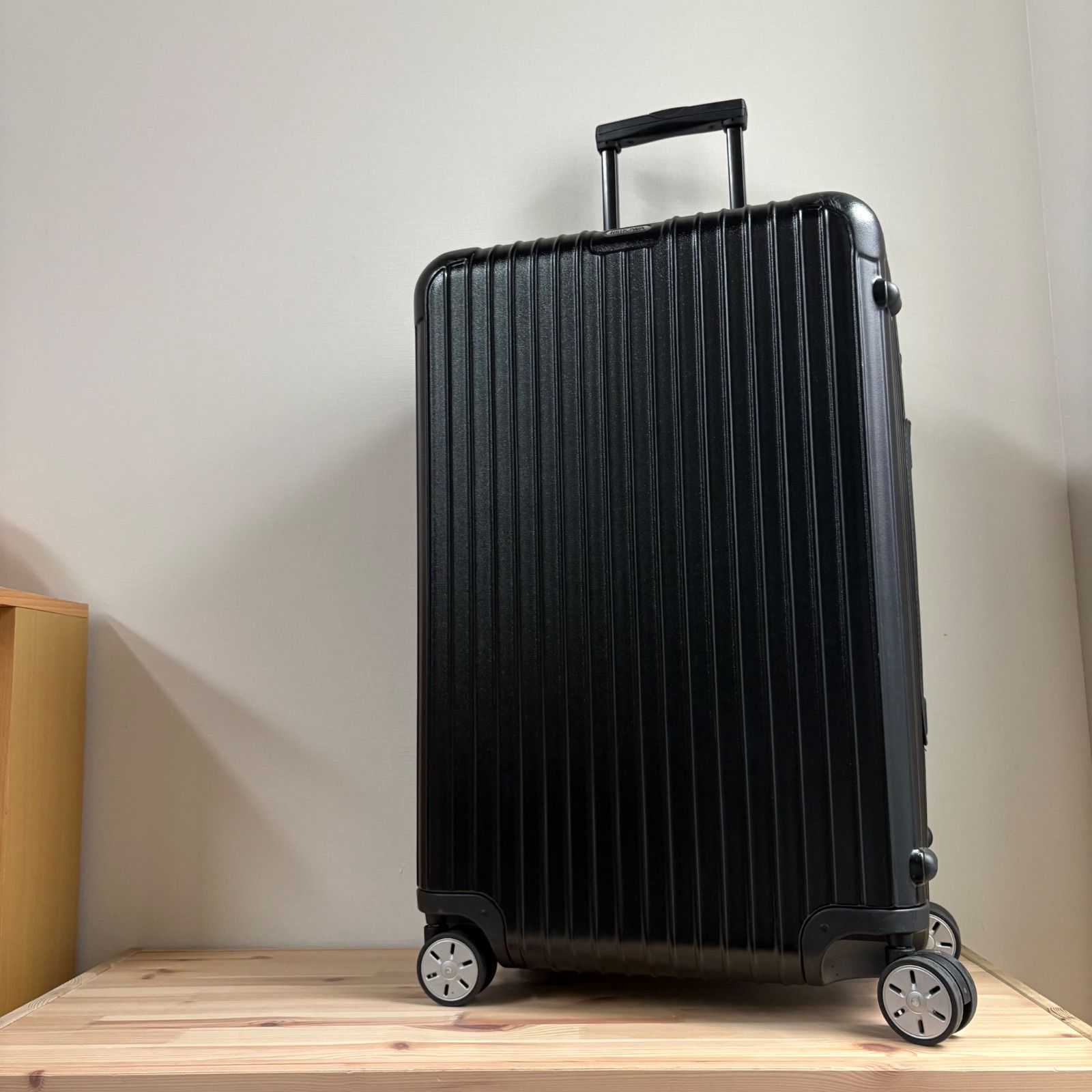 RIMOWA SALSA 82L BLACK 4輪 リモワ サルサ キャリーケース