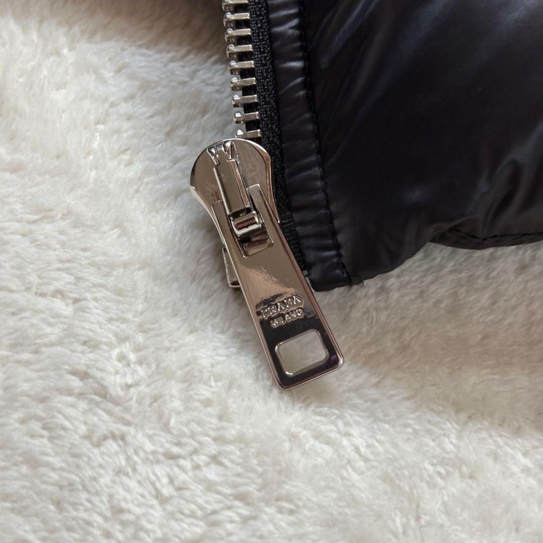 21AW・極美 PRADA プラダ 三角ロゴ ダウンジャケット 2XL相当 - メルカリ