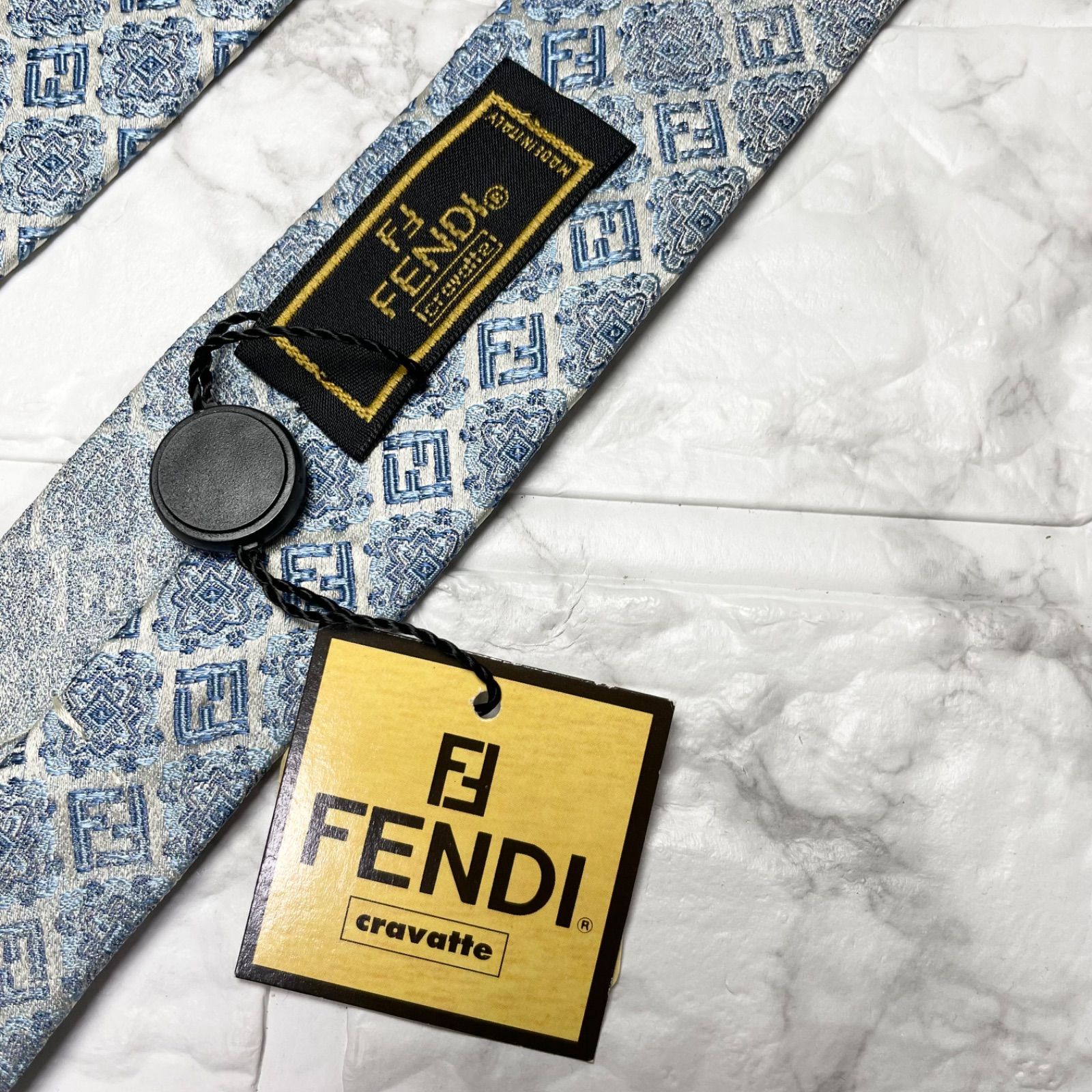 グラデーション スーツ