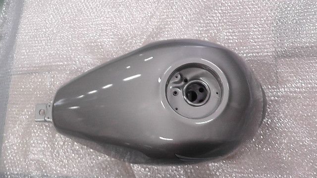 レブル250 MC49 の タンク シルバーメタリック 1761633689