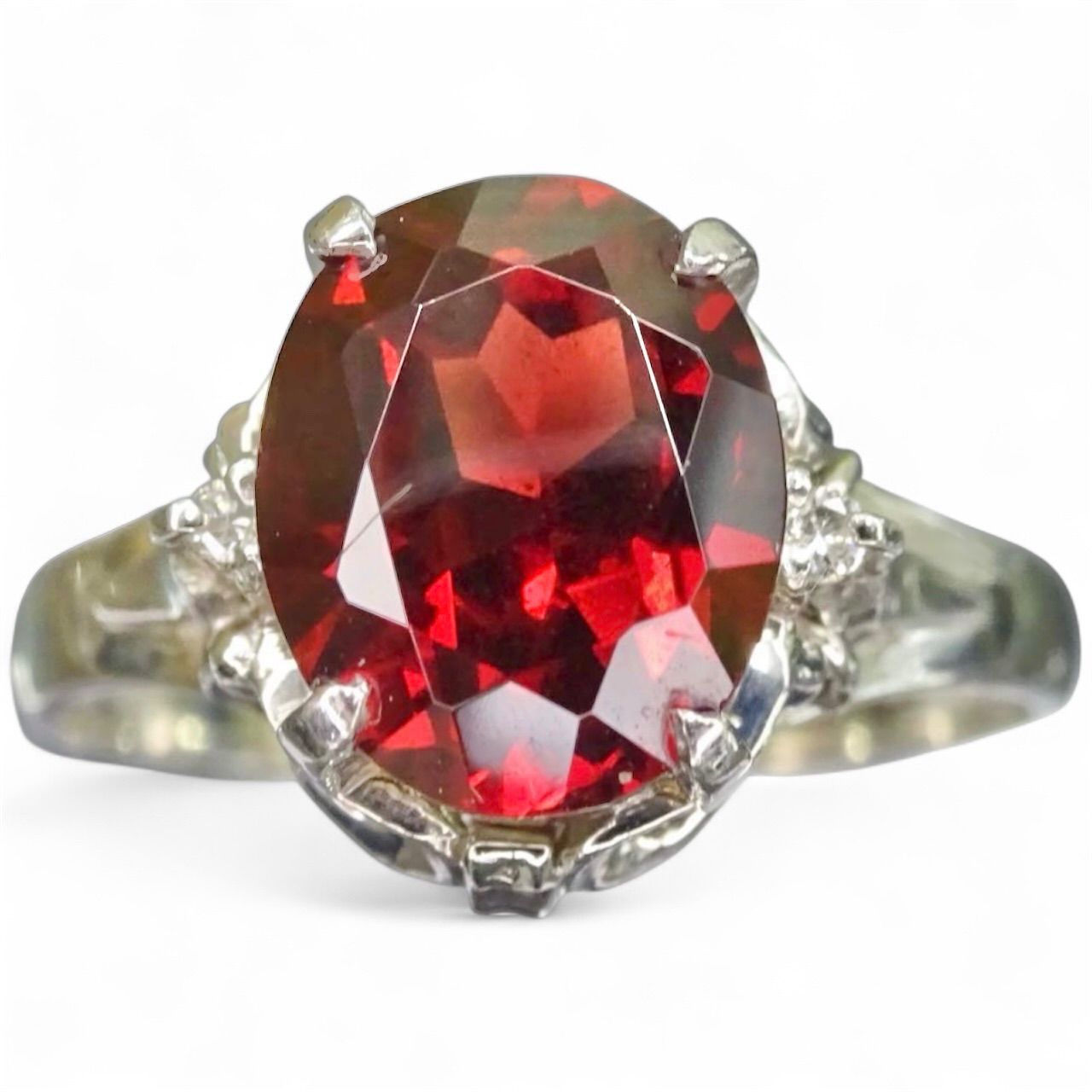 pt900プラチナ天然ガーネット天然ダイヤモンド リング 指輪 約14号半 プラチナ pt900 天然ガーネット1石 9.1×7.3mm 天然ダイヤモンド0.02ct