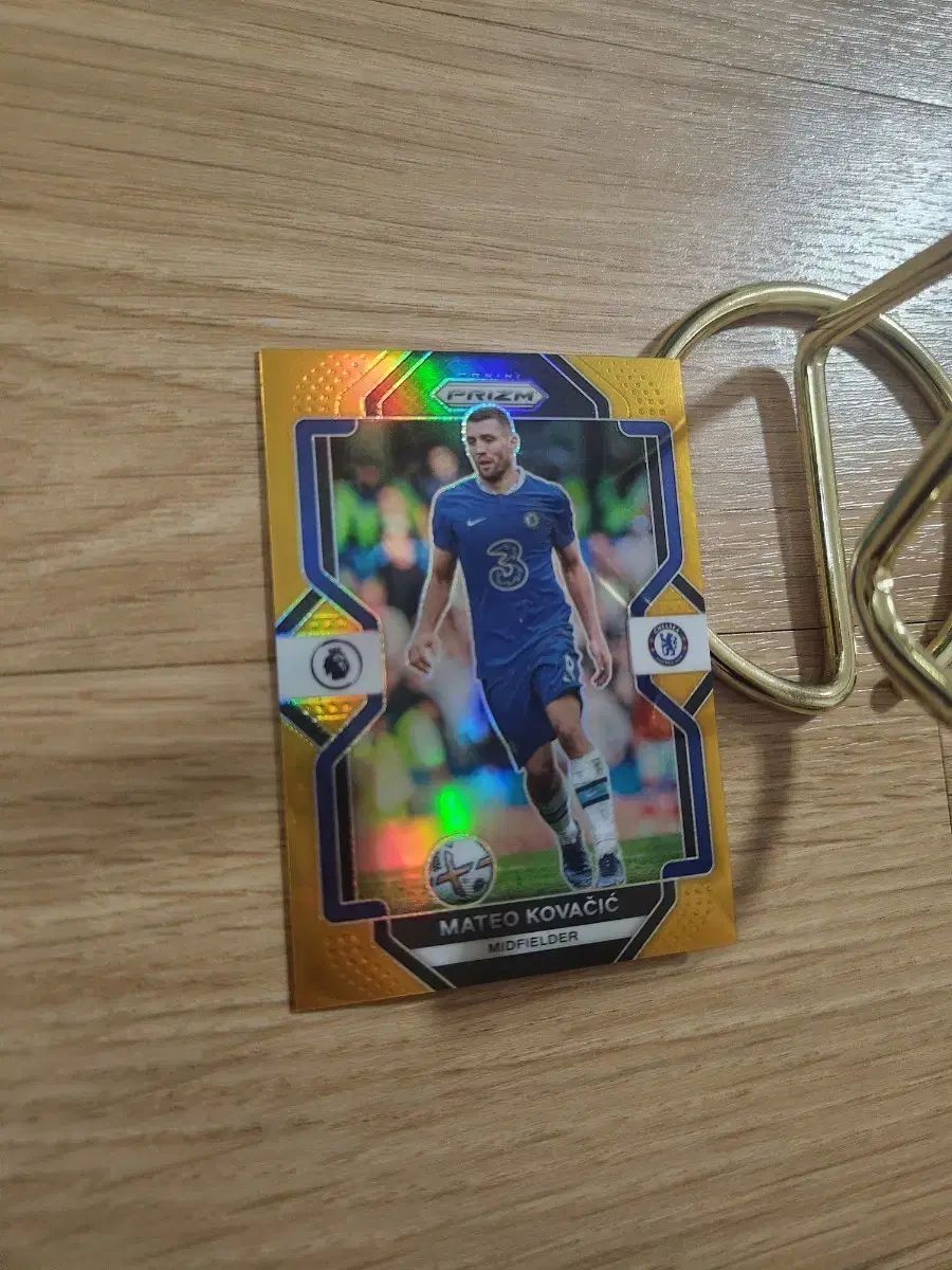 22 23 Panini パニーニ プリズム 10 GOLD チェルシー マテオ コヴァチッチ サッカーカード