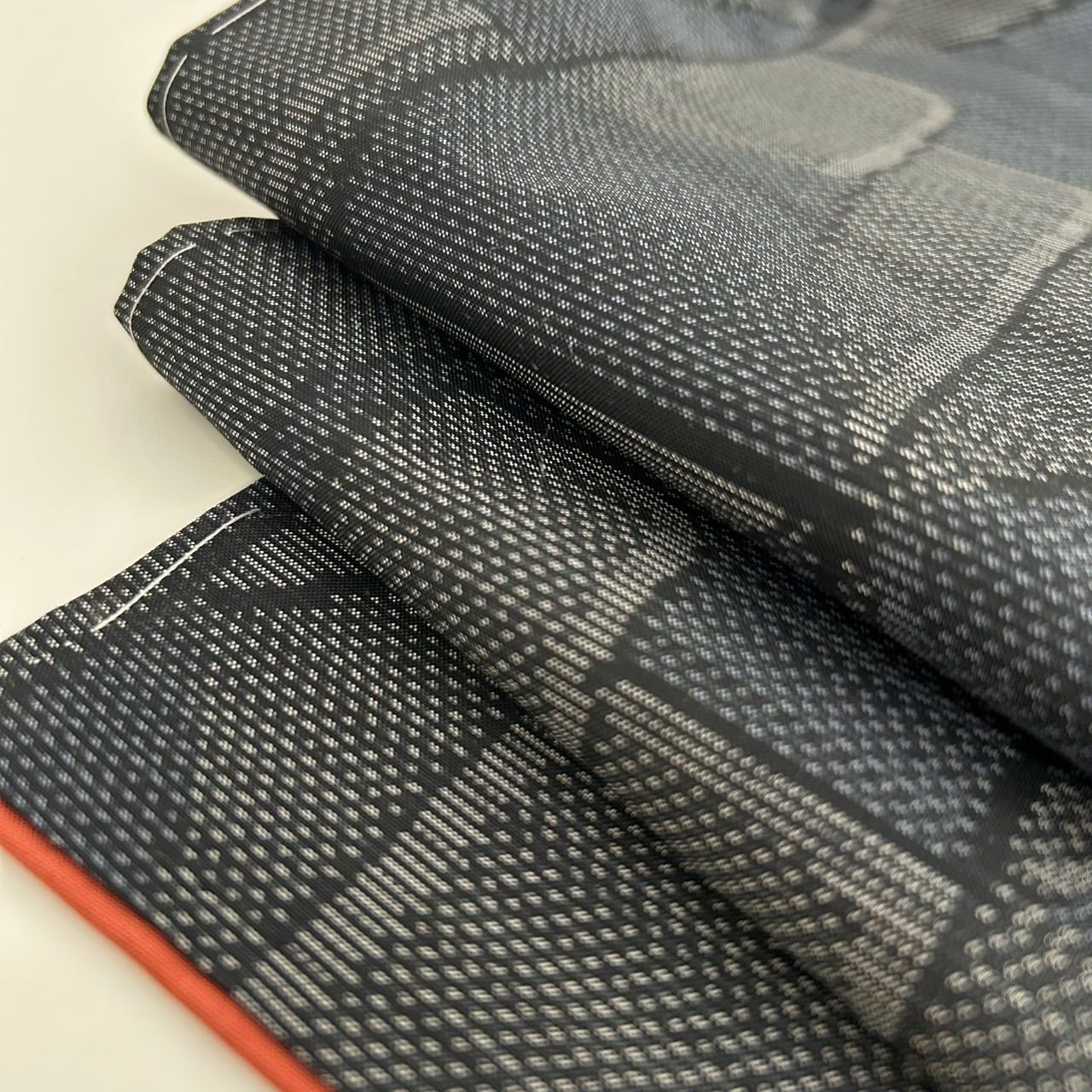 正絹 横段繋ぎ幾何学模様 袷 紬の付け下げ（身丈肩から163.5