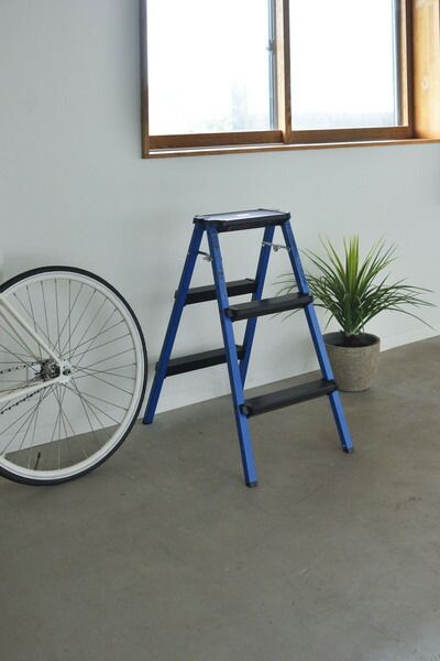 ステップスツール3段 アルミ素材 インテリア 溶け込む 脚立 ラック 車 洗車 アクセント インダストリアル ブルー レッド