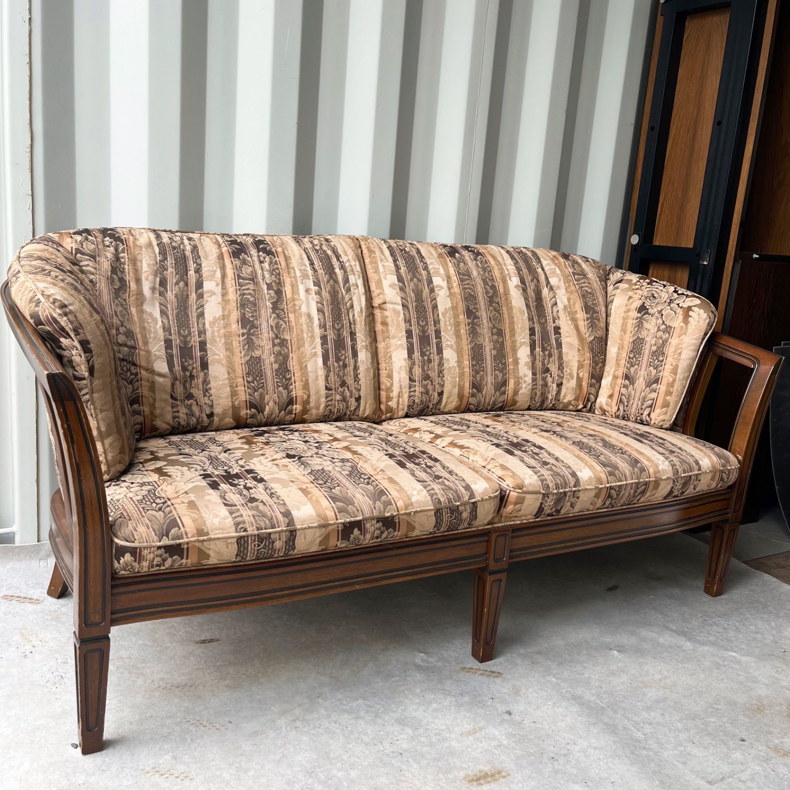 取付無料！マルニ木工地中海ロイヤル シャルル 天然木花柄2P