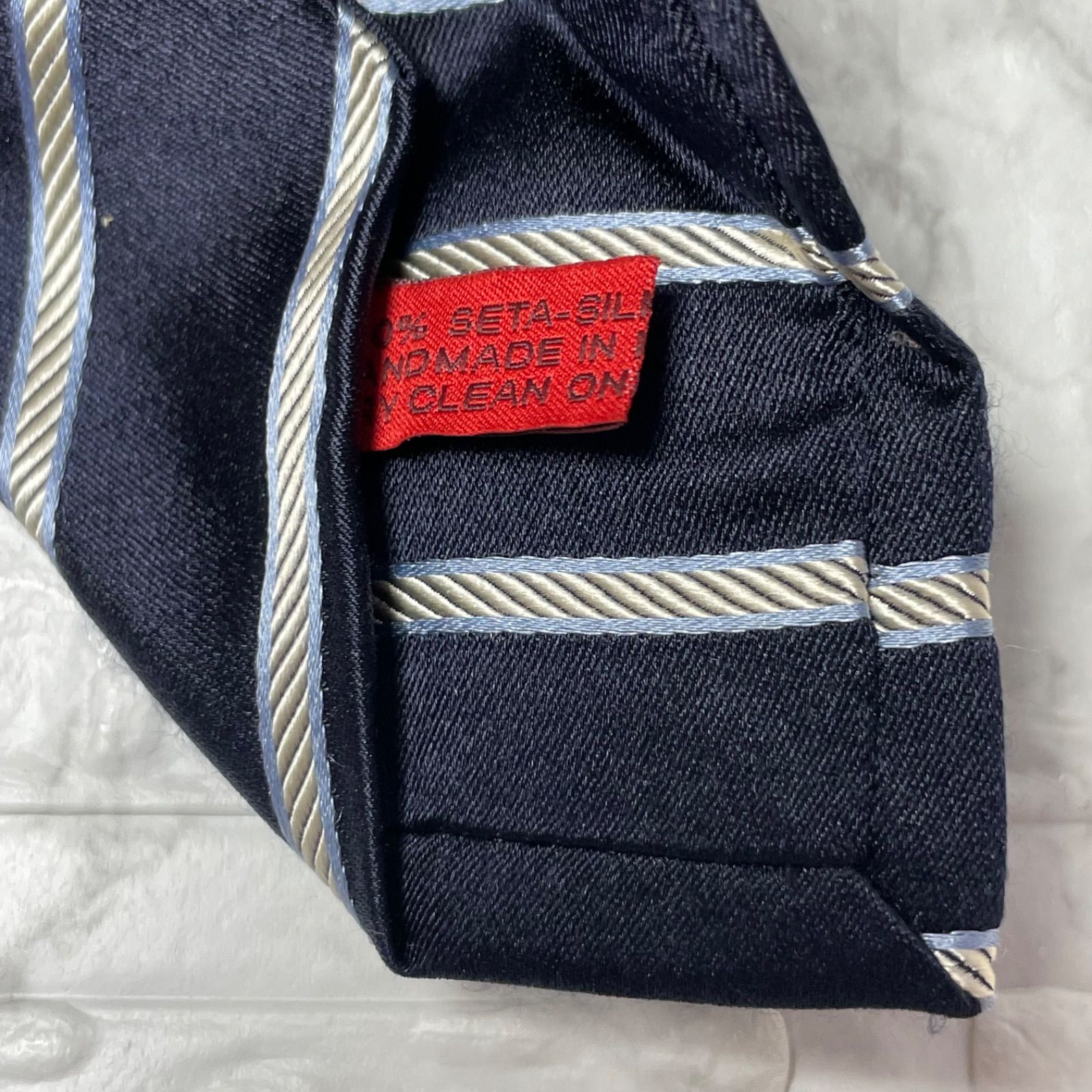 ISAIA イザイア ネクタイ ストライプ スーツ シャツ カフス ビジネスバッグ ジャケット
