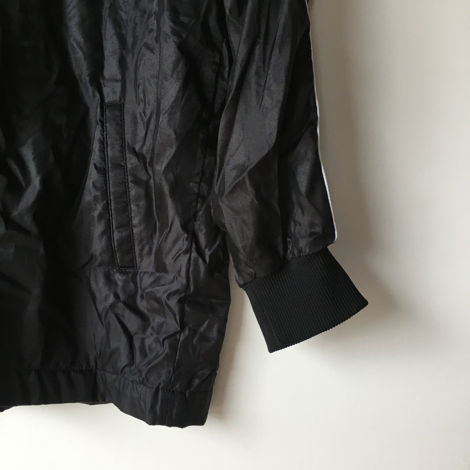 アシックス ヴィッセル神戸 トラックジャケット ブラック/ミント