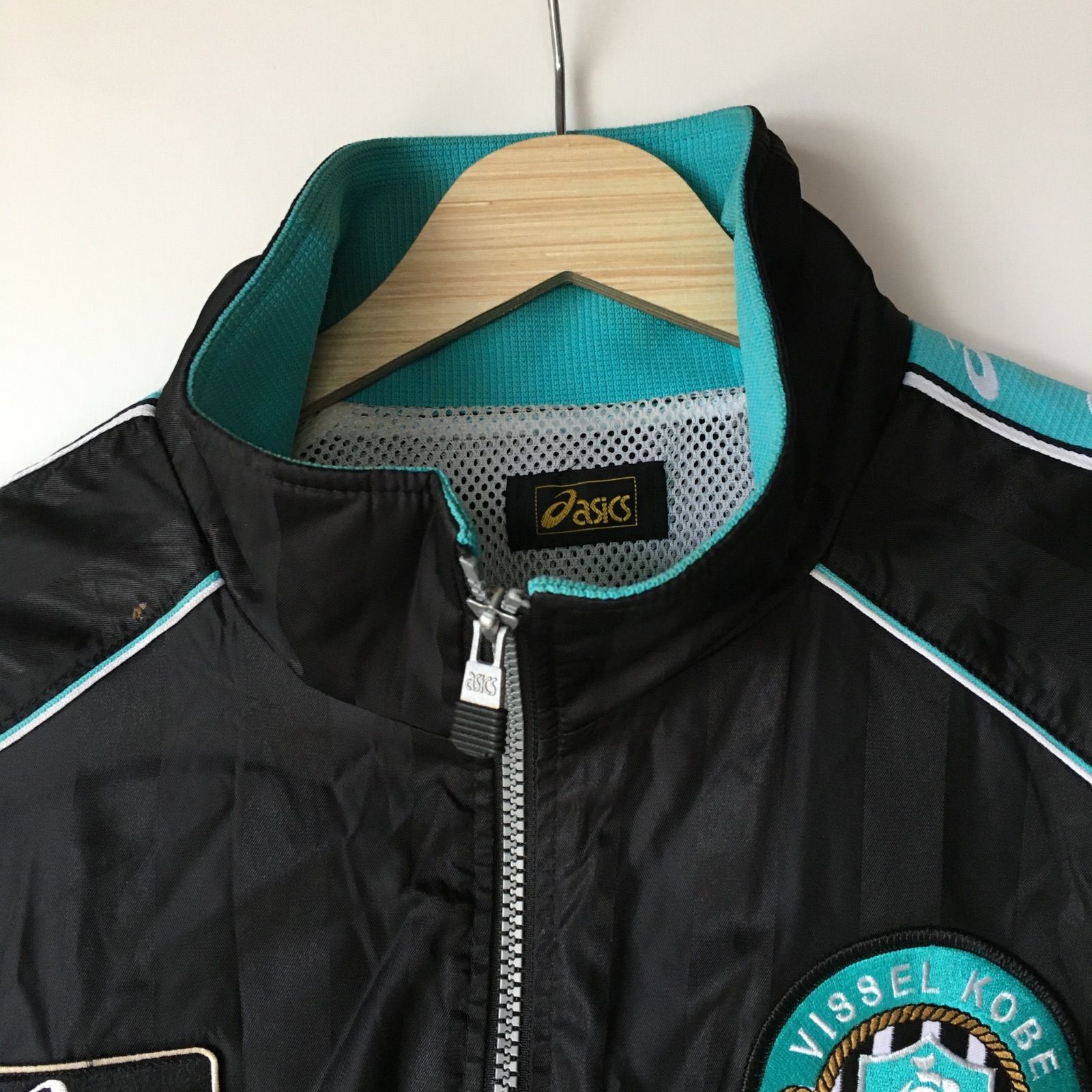 アシックス ヴィッセル神戸 トラックジャケット ブラック/ミント