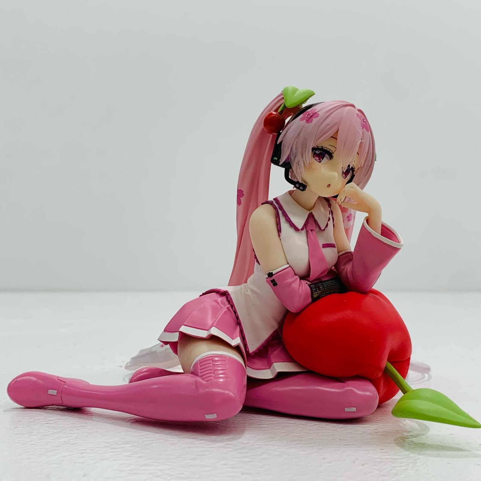 飾磨店】 中古 桜ミク～さくらんぼクッションver.～DesktopCute
