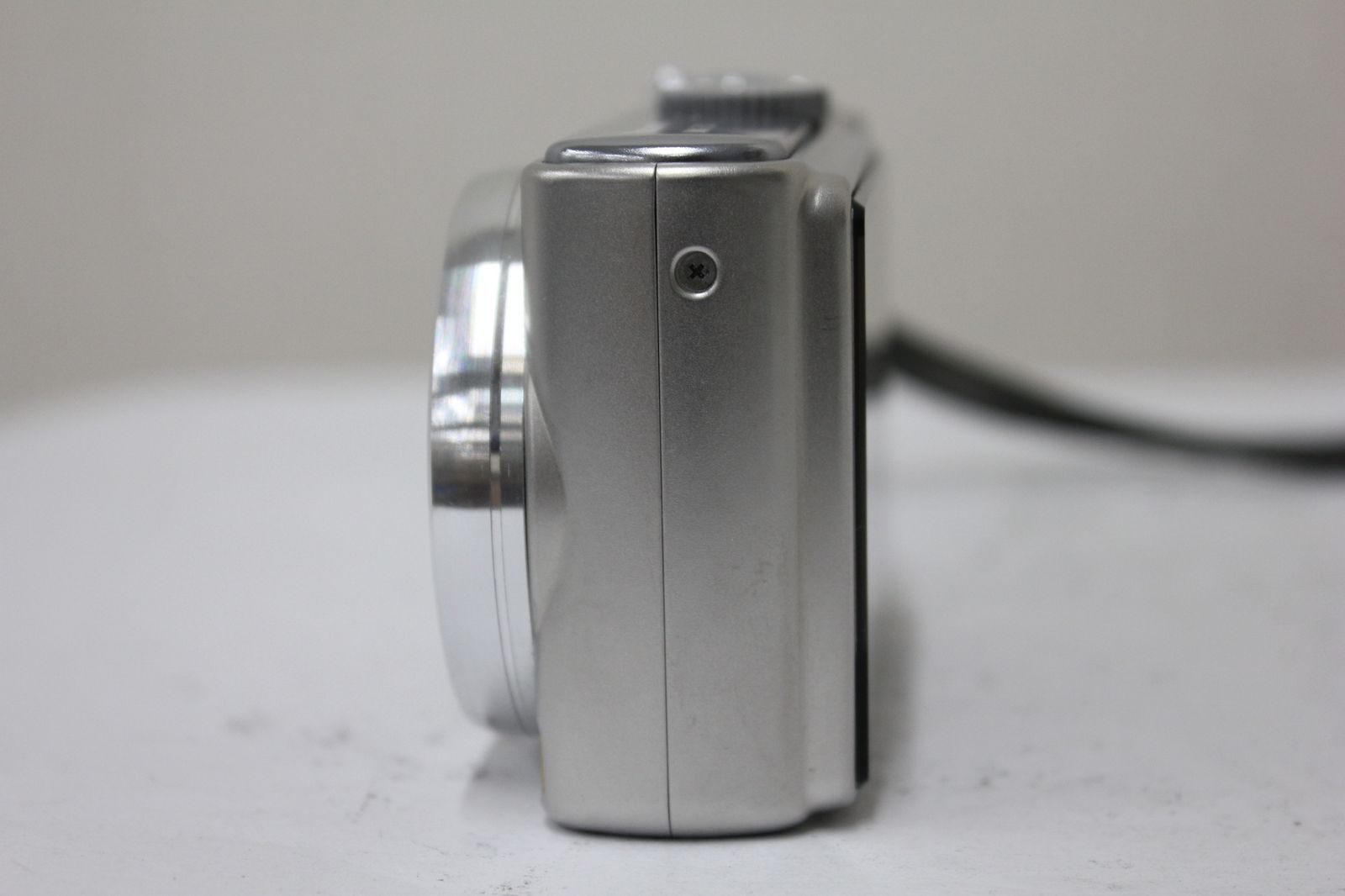 返品保証】 パナソニック Panasonic LUMIX DMC-TZ3 10x バッテリー付き 