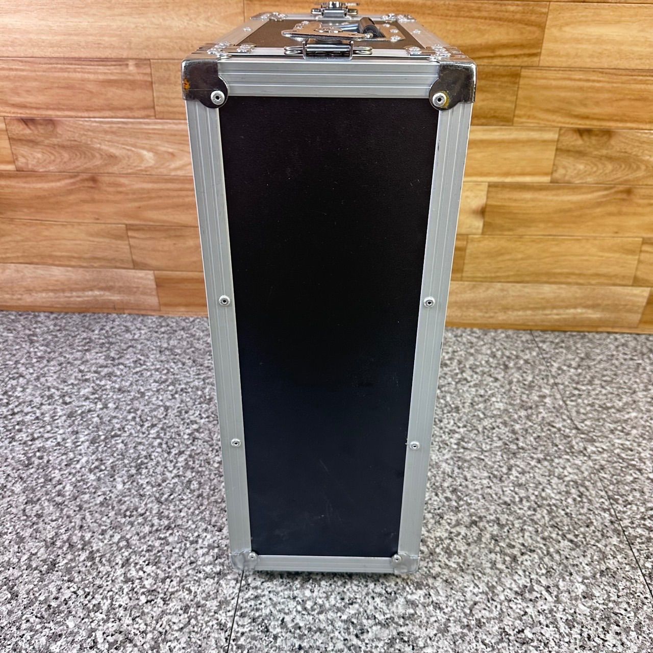 機材ケース 収納