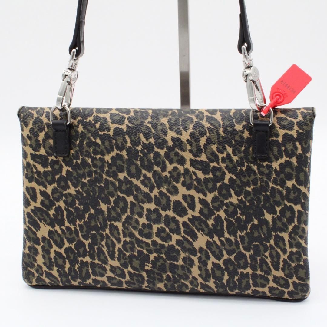 美品】Vivienne アングロマニア レオパード ショルダーバッグ 美品】Vivienne アングロマニア レオパード ショルダーバッグ
