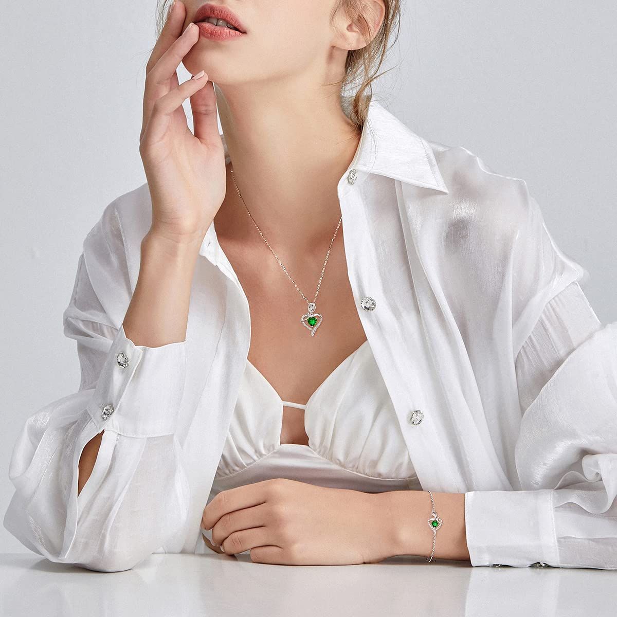 新商品 ギフト お返し ジュエリー ホワイトデー シルバー プラチナメッキ モチーフ 薔薇 パワーストーン 12ヵ月 プレゼント 誕生石 レディース ラッピング用品付き ブレスレット