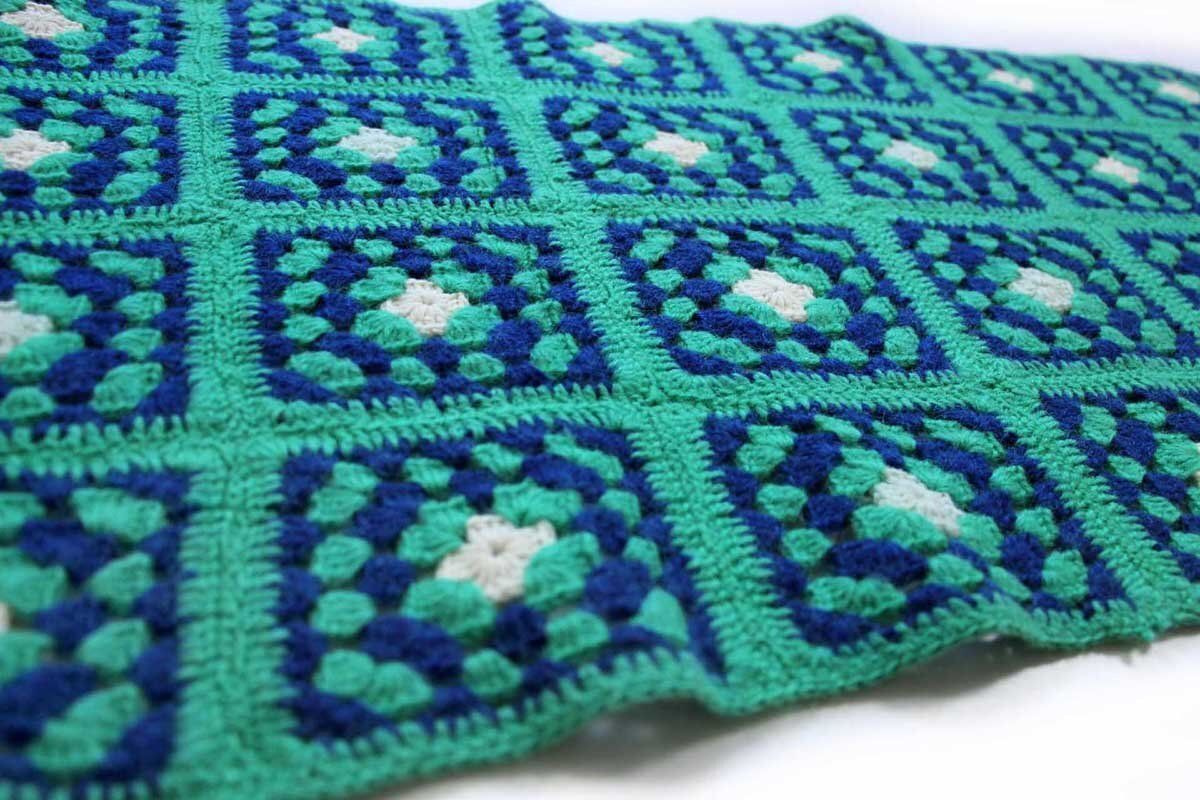 スクエア モチーフ ニット グラニー ブランケット☆K カギ編み ラグ