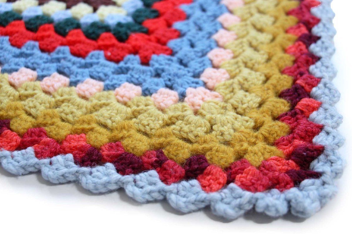 スクエア ニット グラニー ブランケット O カギ編み ラグ ハンドメイド パッチワーク インテリア モチーフ ビンテージ MARWIL-DEMENAGEMENTS_CH