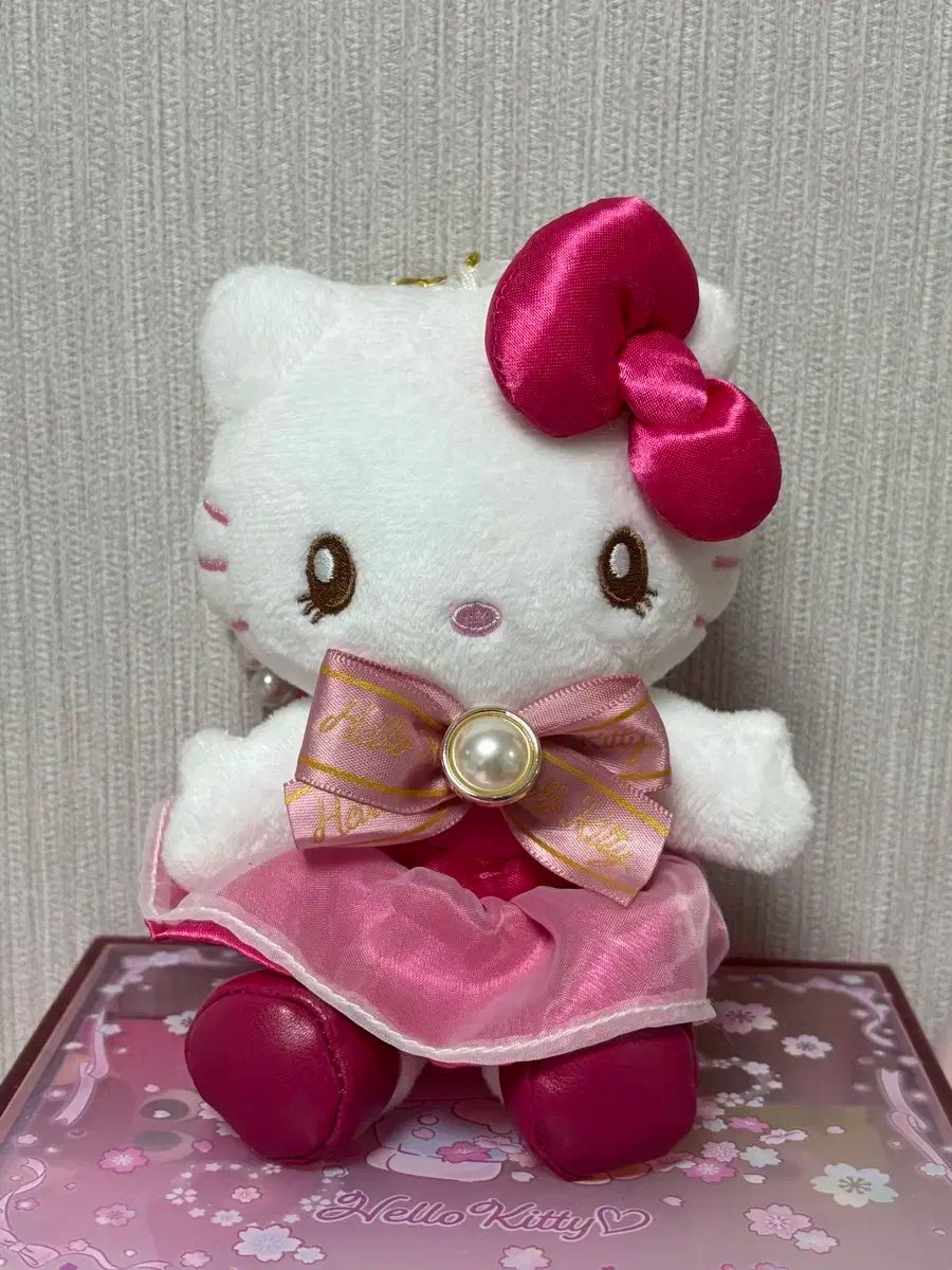 ショップ ユニバーサル ハローキティ キティ ユニバーサルキティセット