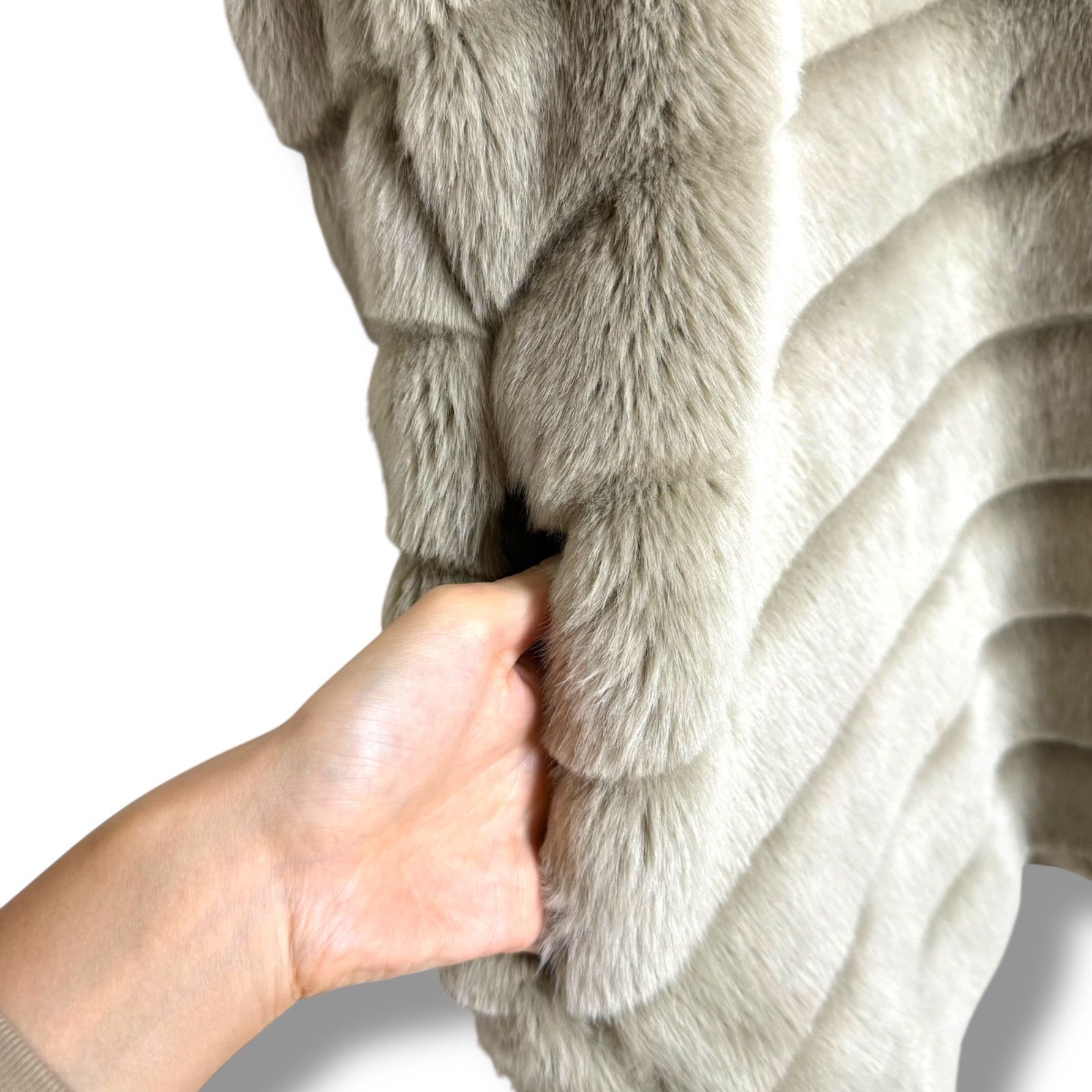 タグ付属 未使用級 MOORER社 JAN MAYEN ふわふわエコファー ダウン