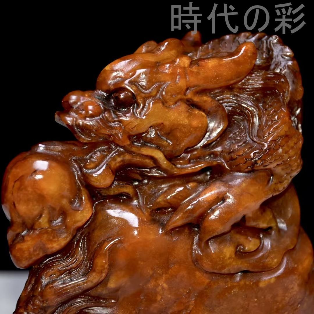 中国古美術 旧蔵珍品 寿山灯光凍田黄石 篆刻家呉昌碩 王申年作 血絲紋