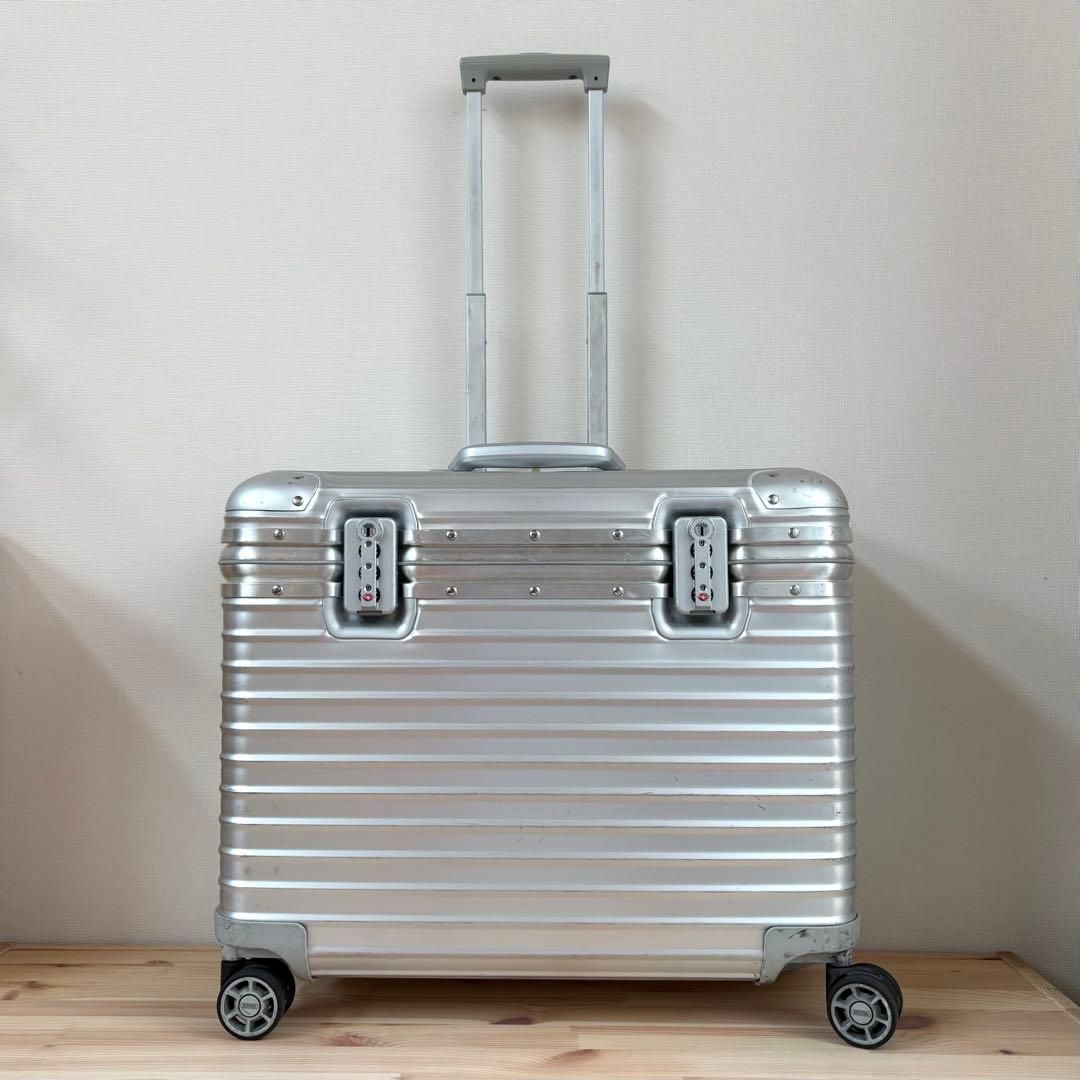 希少 RIMOWA TOPAS PILOT CABIN 34L キャリーケース - メルカリ 