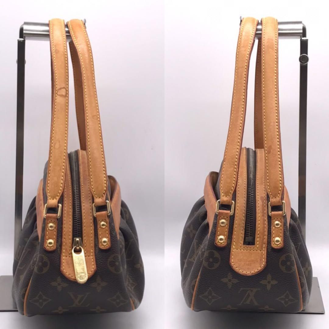 ルイヴィトン モノグラム クララ ハンドバッグ ショルダーバッグ 値段