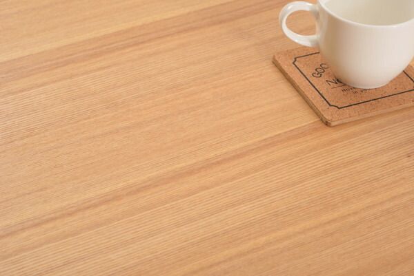 リビング 4人掛け