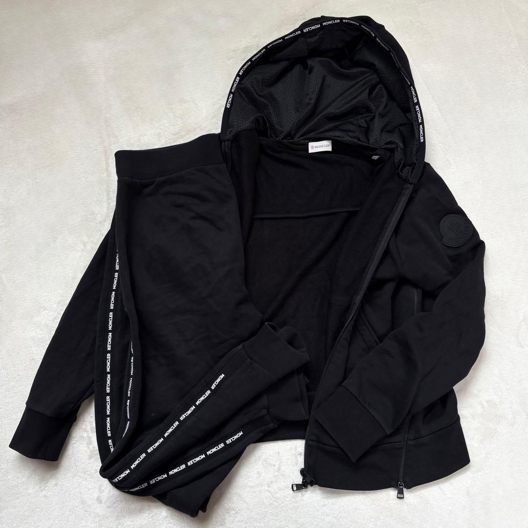 ［極美品］モンクレール　サイドロゴパーカー　ブラック 美品 MONCLER サイドロゴ 機能性 ジップパーカー スウェットパンツ