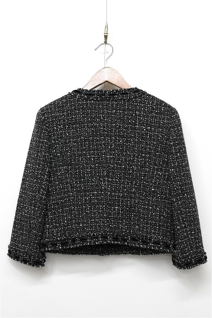 美品　FOXEY　フォクシー　ツイード　フリンジ　ノーカラージャケット　冠婚葬祭 美品 FOXEY フォクシー ツイード フリンジ ノーカラージャケット 冠婚