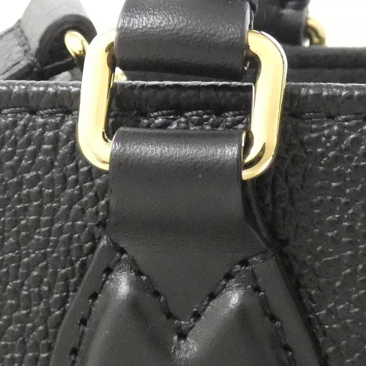 モノグラム アンプラント