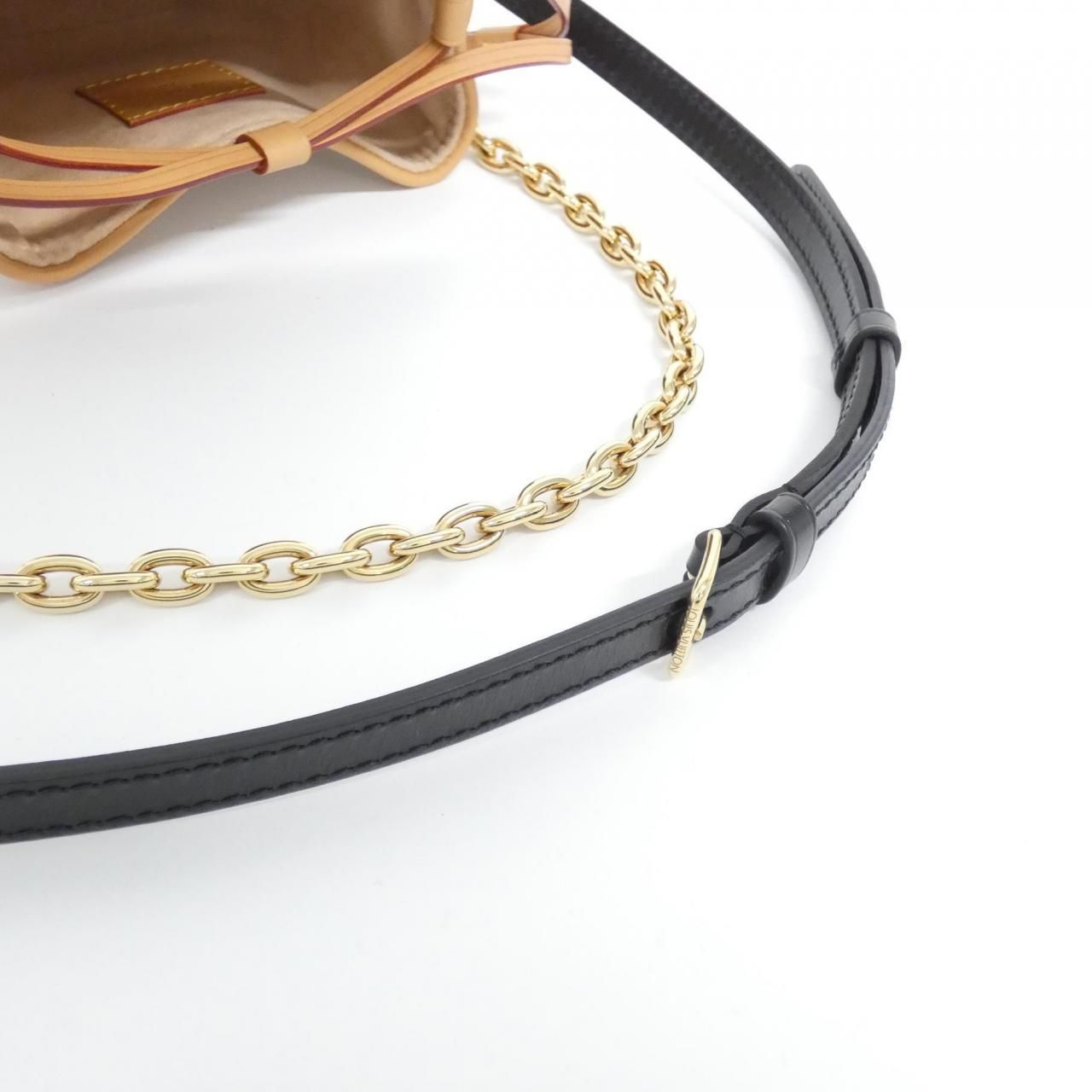 ショルダーバッグ