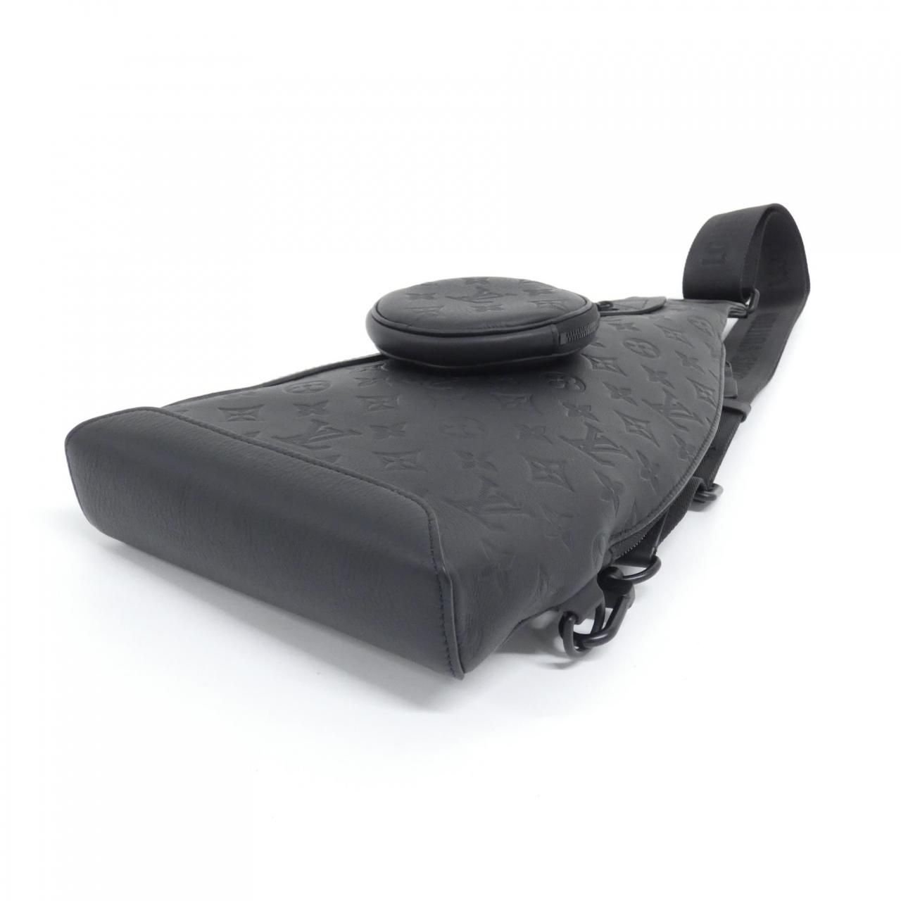 スリングバッグ