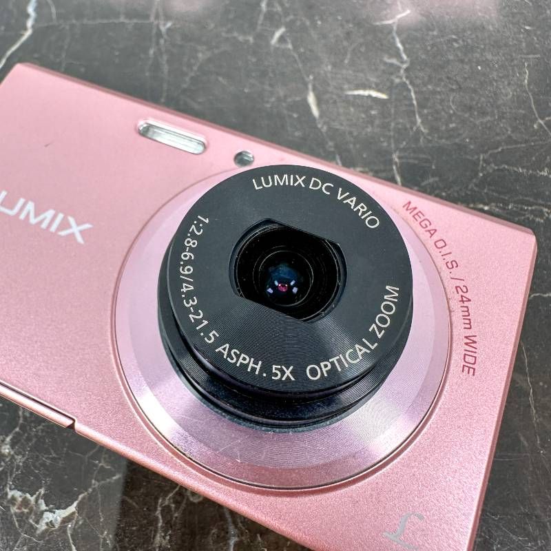 Panasonic LUMIX DMC-FH10 ピンク コンデジ デジカメ 光学5倍ズーム 手