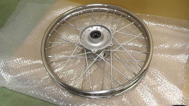 ドラッグスター250 VG02J-007xxx の フロントホイール 1761871282