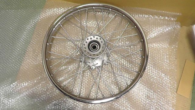 ドラッグスター250 VG02J-007xxx の フロントホイール 1761871282 BRIGHTFACE_UK