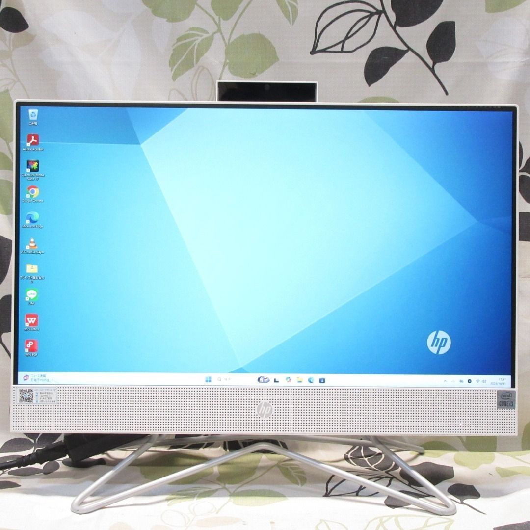 大画面！Win11公式対応8世代i3/メ8G/新品SSD480G/DVD/カメラ