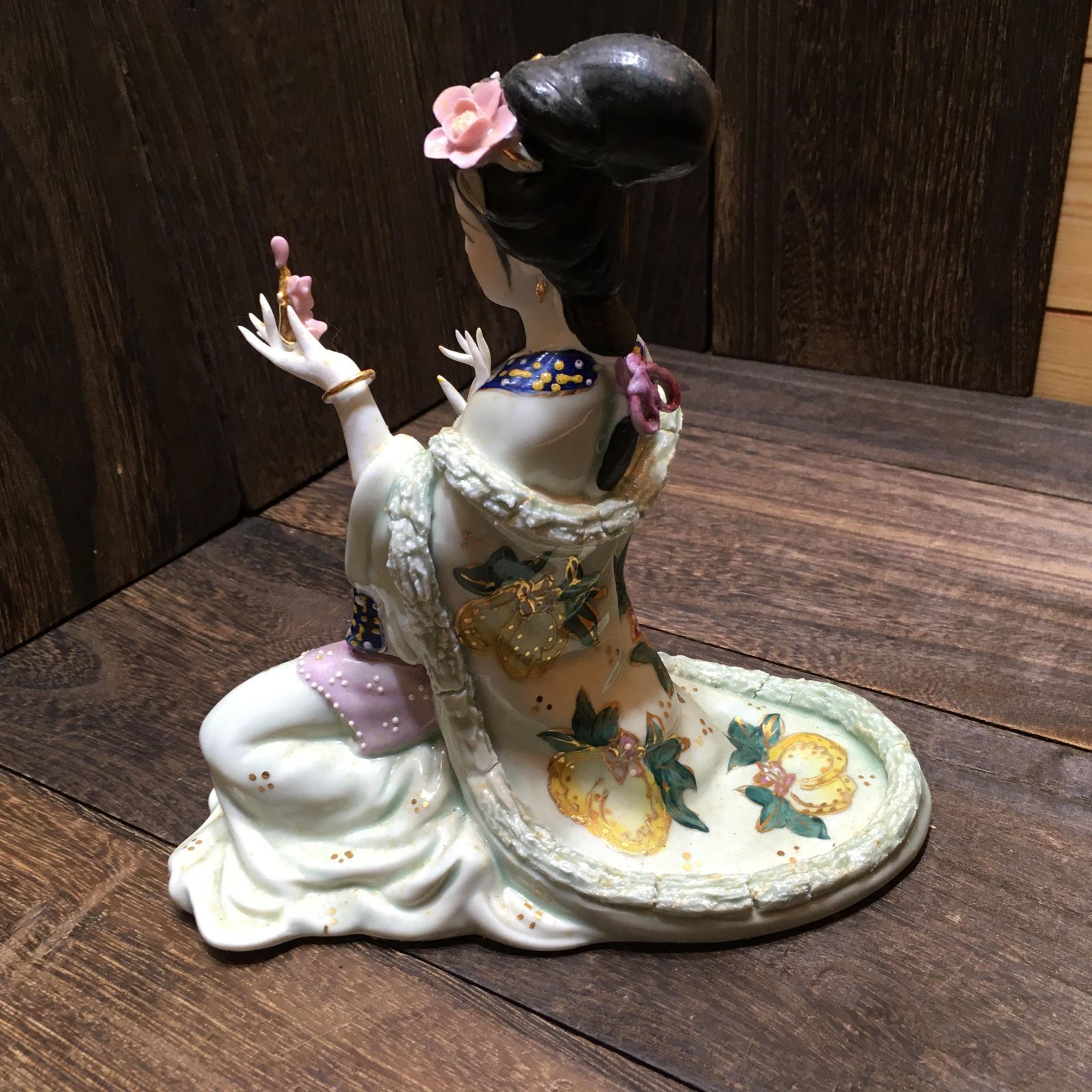 中国四大美女 磁器人形 陶器製人形 雑貨 レトロ 置物 西施 - メルカリ