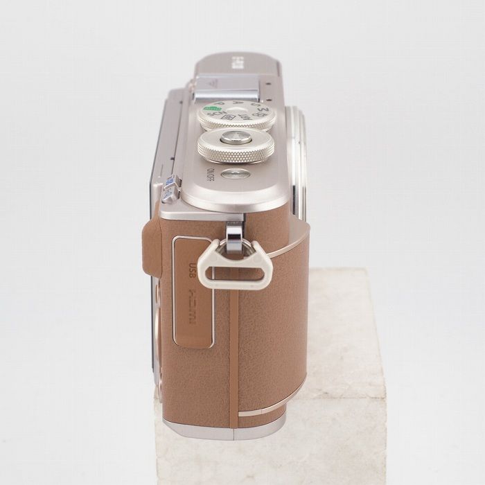 OLYMPUS PEN E-PL10 ブラウン 【公式通販】