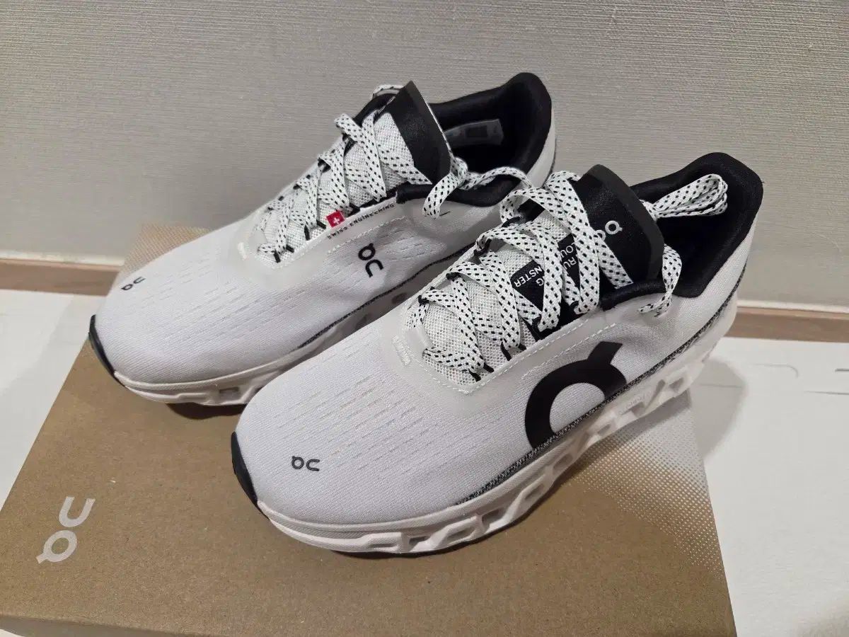 単ランニングMONSTER2 白 230