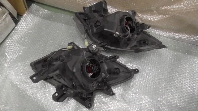 の ヘッドライト