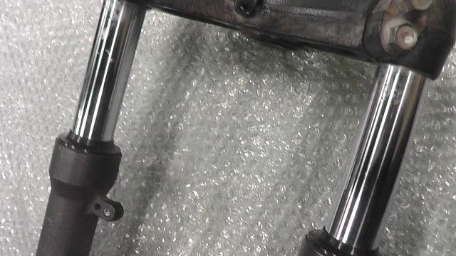 フロントフォーク 1761874418