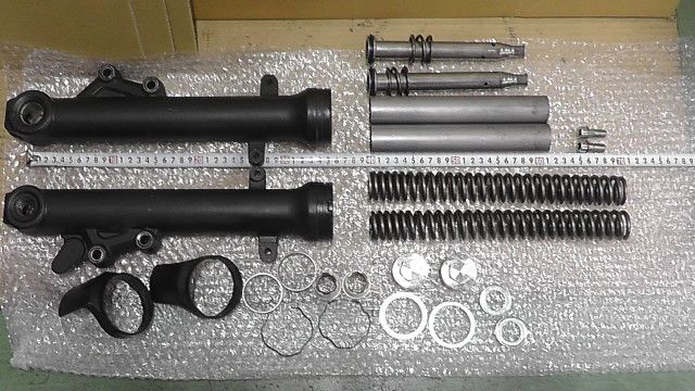 Ninja 400R ER400Bの アウターチューブ セット 1761884303