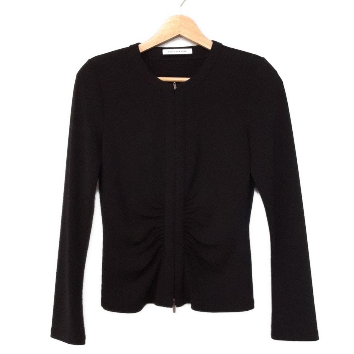 美品☆FOXEY NEW YORK☆ロゴプレート ショートカーディガン 40