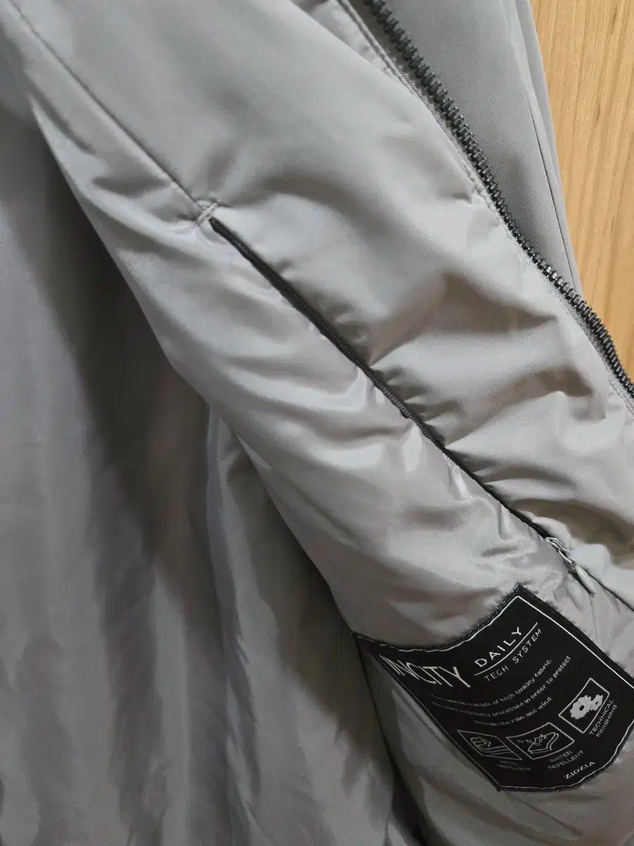 ZIOZIA ジオジア ウィンドブレーカー ダウンジャケット 95 KANDAIZUMI_COM