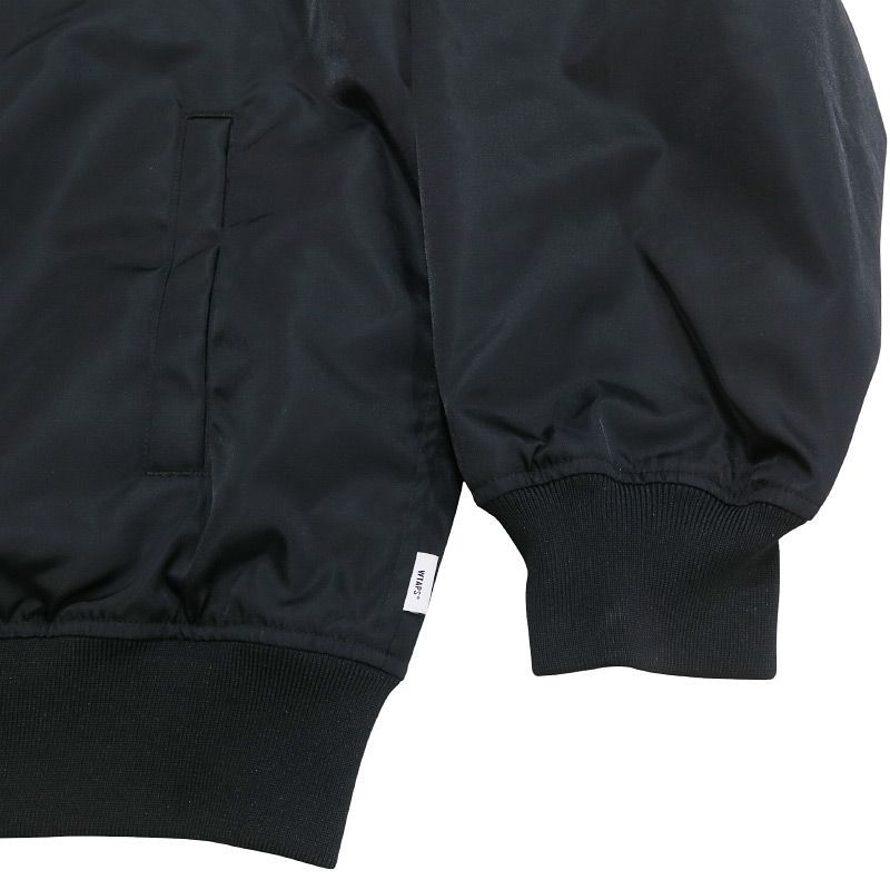 ダブルタップス