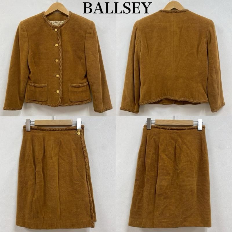BALLSEY ボールジィ セットアップ ノーカラー ジャケット スカート セットアップ 金ボタン TOMORROWLAND