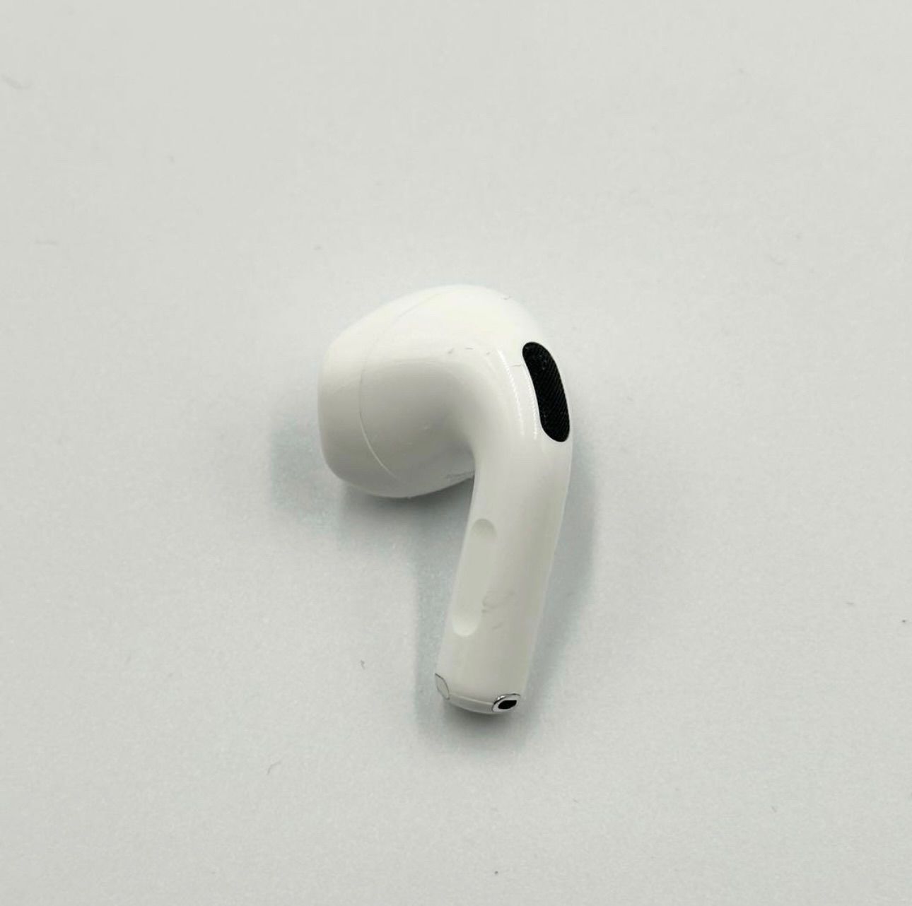 Apple AirPods 第4世代 左耳 ノイズキャンセリング付き オーディオ機器 